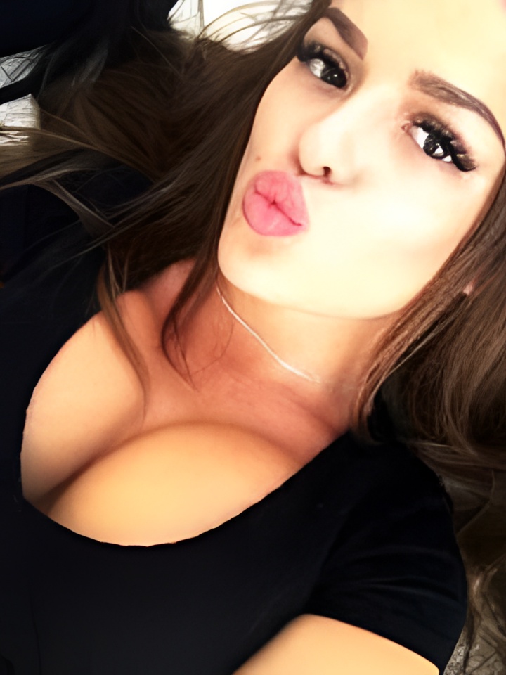 Ленусик привлекальеная девушка из Тамань цена от 10000 руб