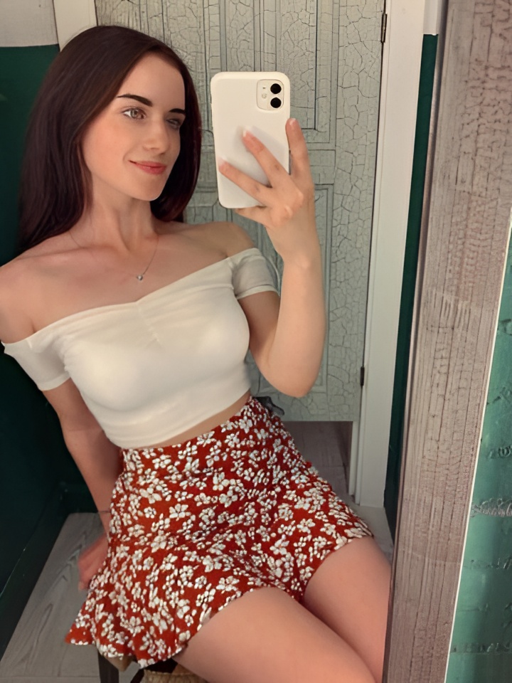 Индивидуалка Олечка, доступна для личного знакомства от 2000 руб