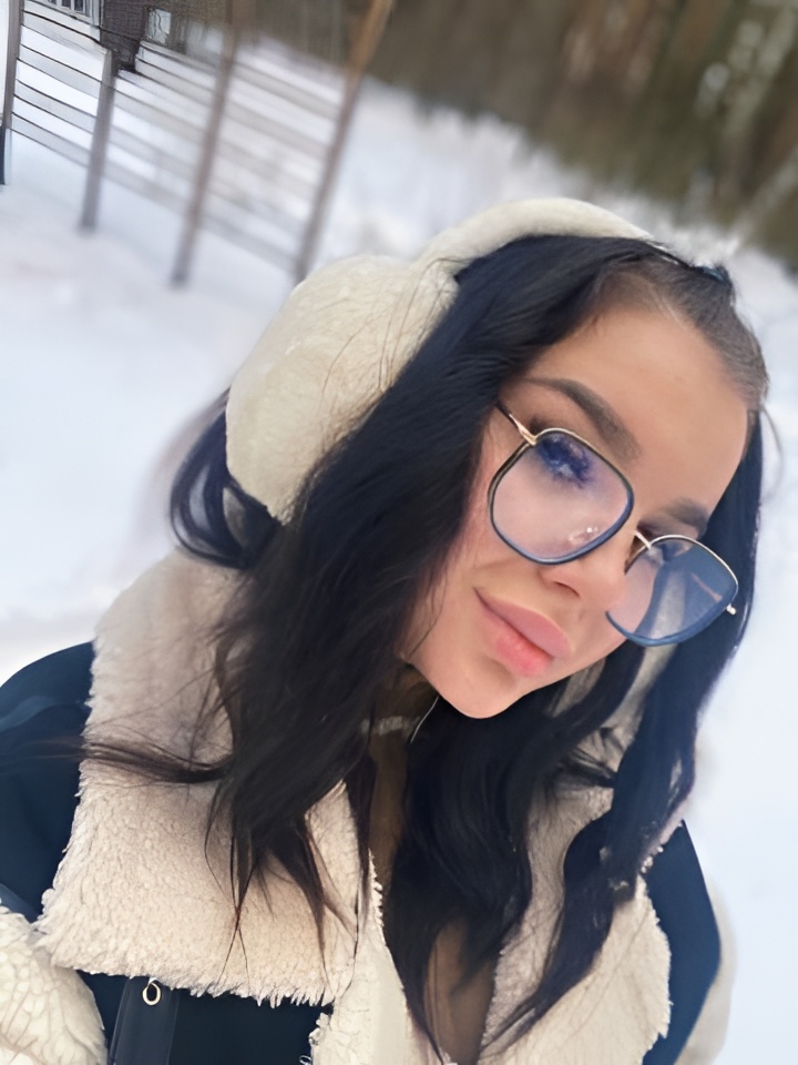 Рената привлекальеная девушка из Тамань цена от 2000 руб