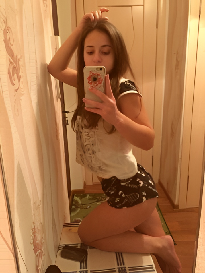 Риана привлекальеная девушка из Тамань цена от 10000 руб