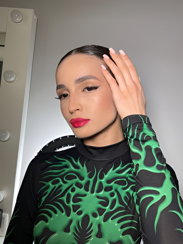 Снежанна привлекальеная девушка из Тамань цена от 2500 руб