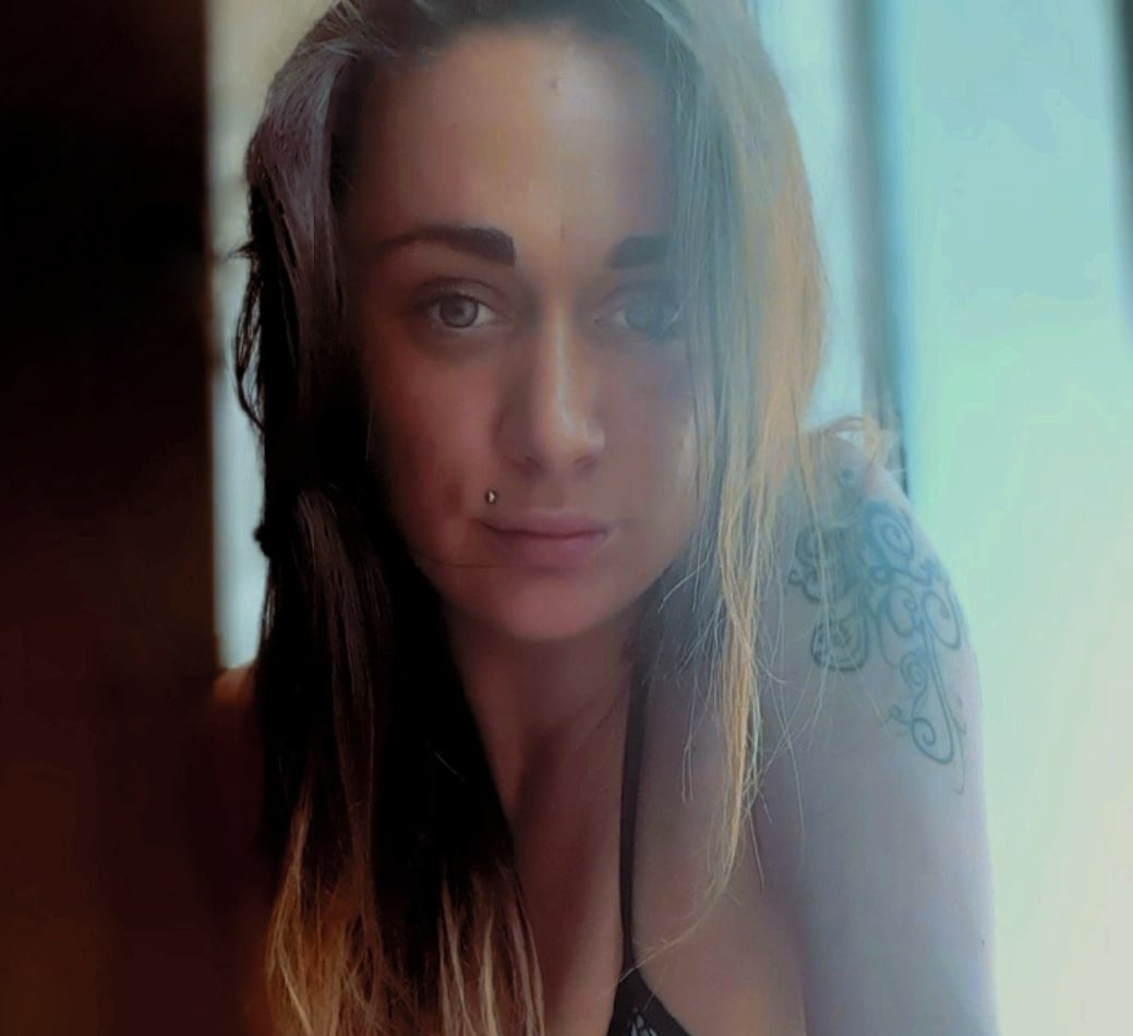 Светлана привлекальеная девушка из Тамань цена от 3000 руб