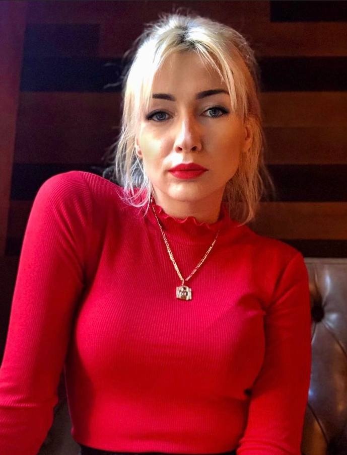 🎥 Элиза привлекательная девушка из Тамань цена от 7000 руб