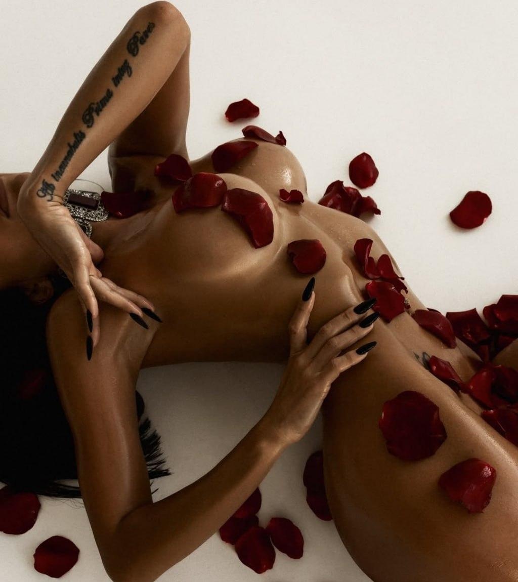 Светлана привлекальеная девушка из Тамань цена от 8000 руб