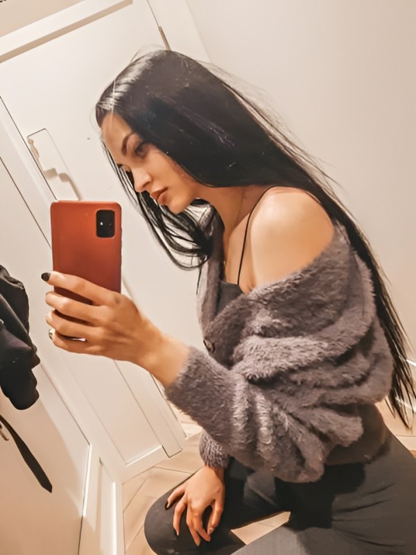 Далия привлекательная девушка из Тамань цена от 4000 руб