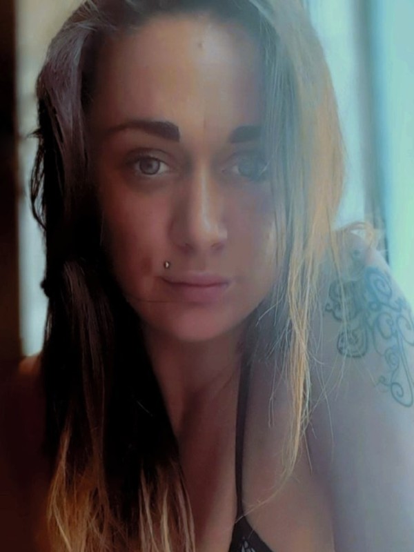 Светлана привлекательная девушка из Тамань цена от 3000 руб