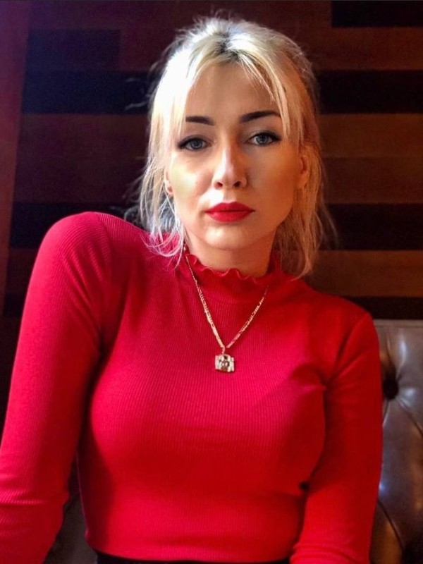 🎥 Элиза привлекательная девушка из Тамань цена от 7000 руб